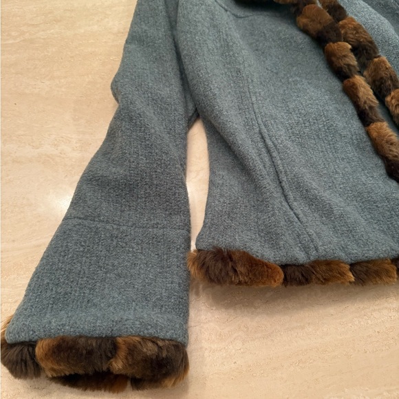 T.P. Saddleblanket & Co Faux Fur Trim Jacket - Picture 5 of 7